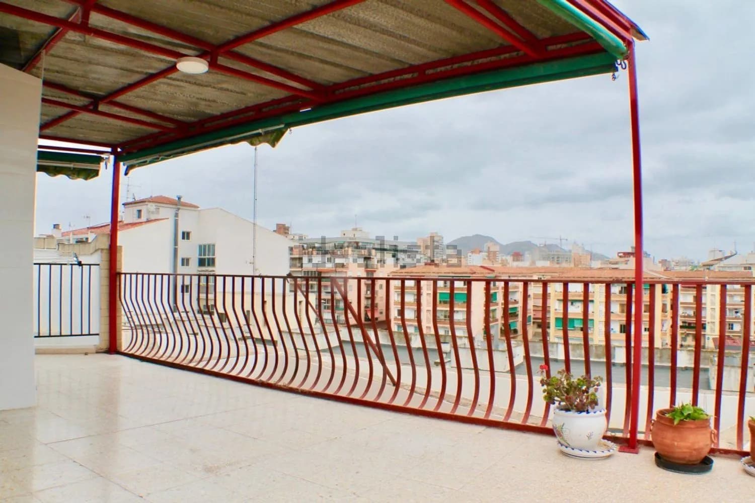 Ático en venta en Avenida Beniardá