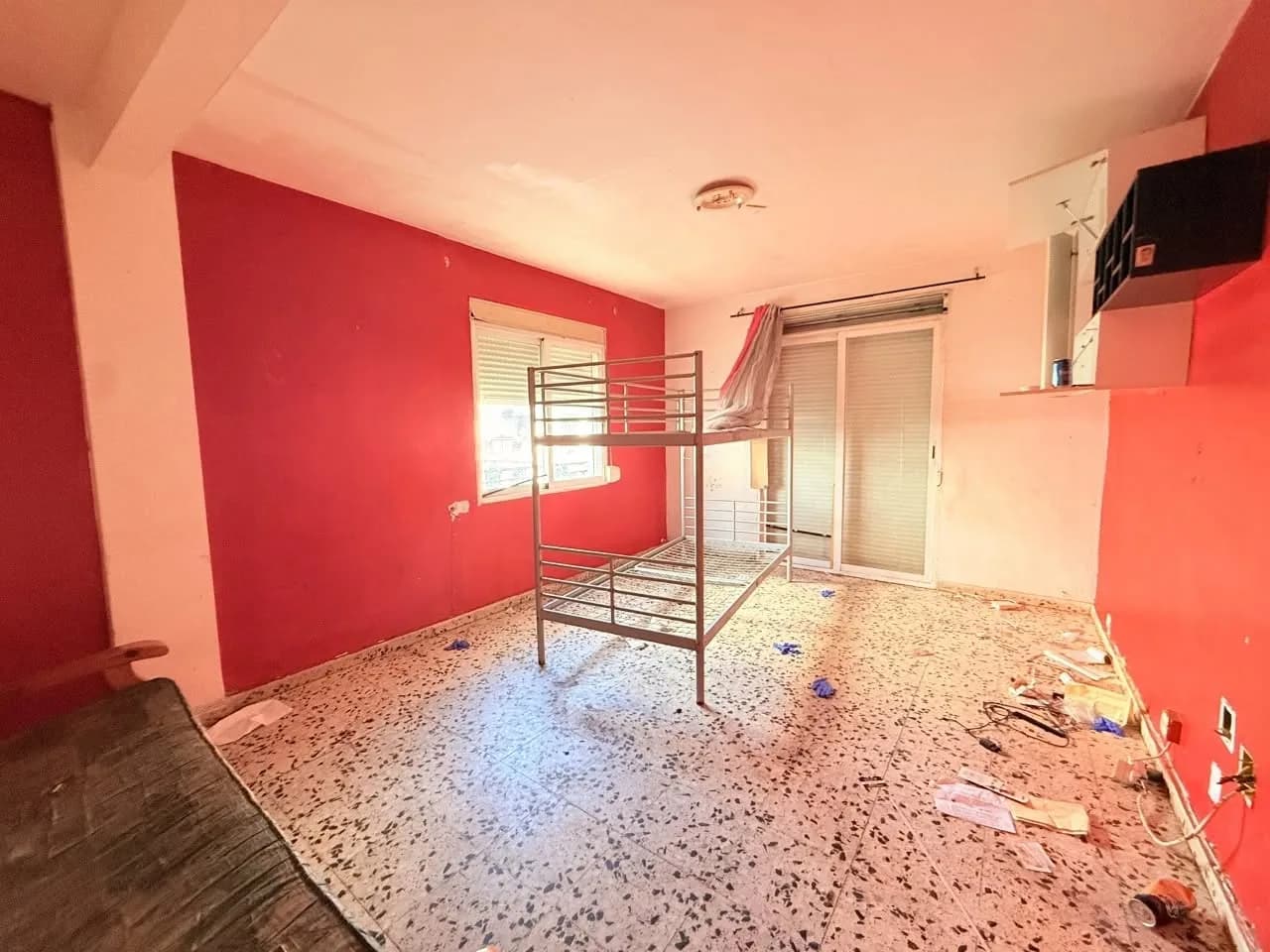 PISO EN ALTEA PARA REFORMA TOTAL